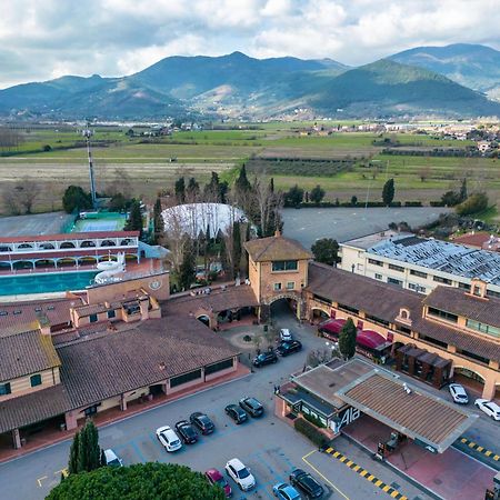 Hotel Boccaccio Calcinaia Exterior photo